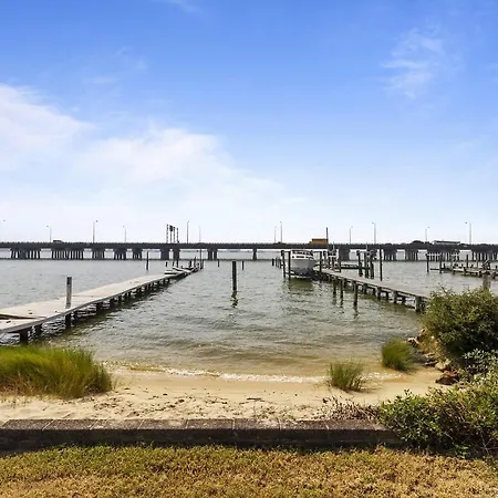Water Front Delight On The Bay Home Norfolk Exterior photo